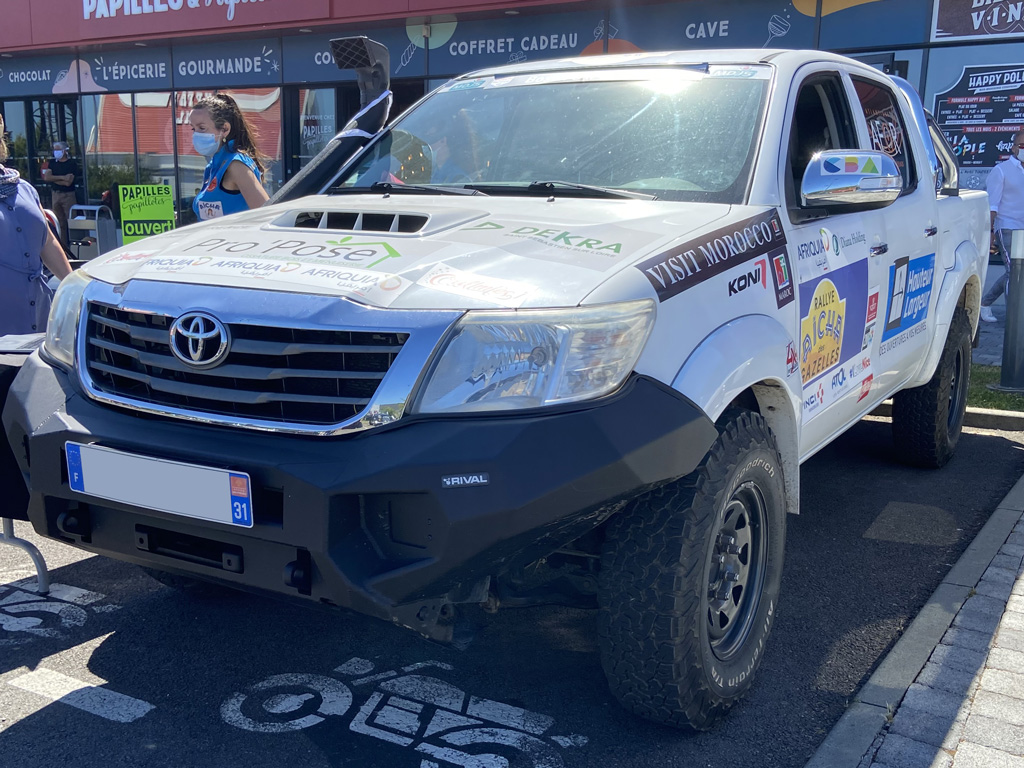 Véhicule 4x4 Toyota pour l'édition 2022 du rallye des gazelles