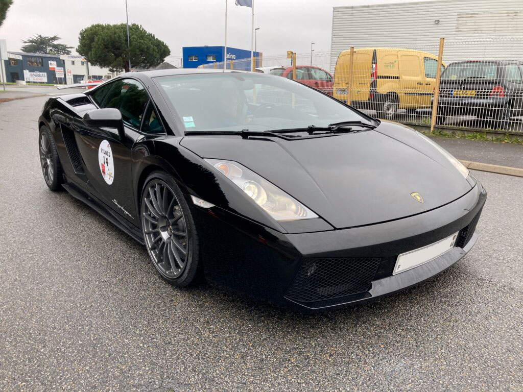 Lamborghini Aventador prête à partir pour une balade pour le Téléthon 2022