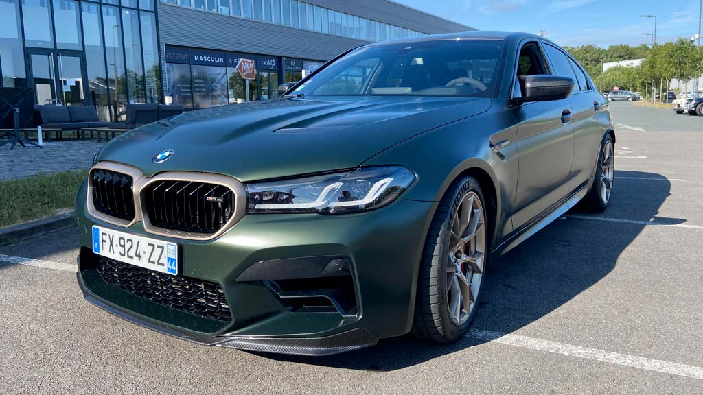 BMW M5 de la concession BMW Nantes Pays de Loire au Pôle Collection de juin 2023