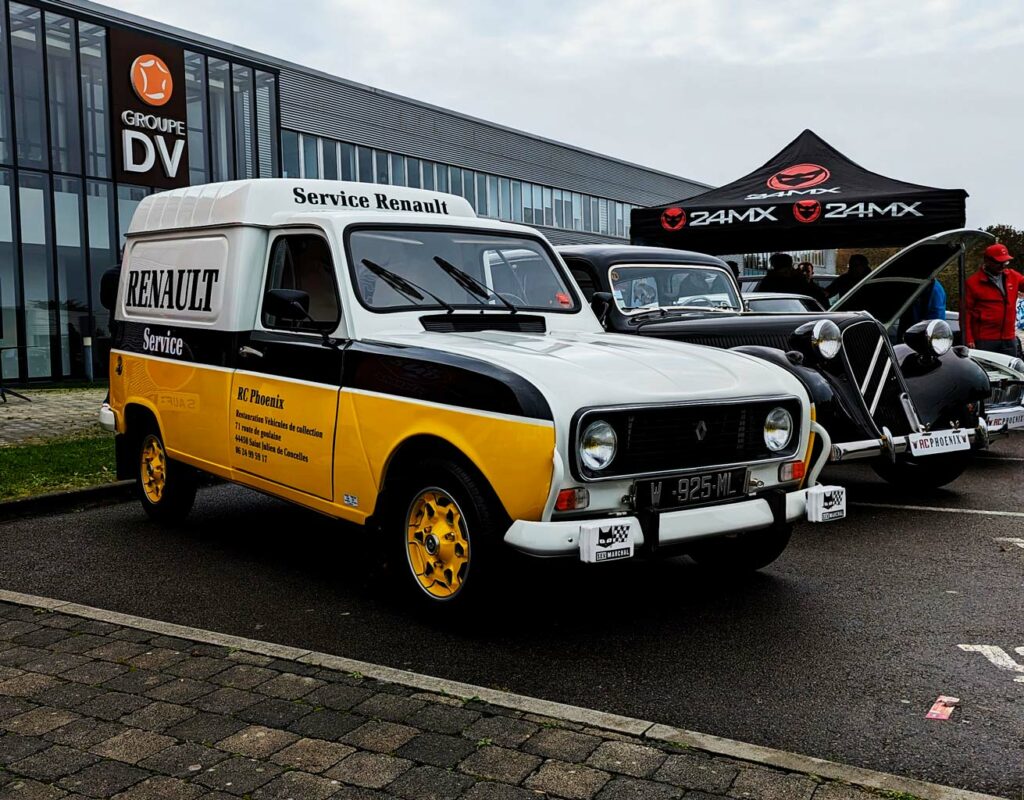 Renault 4F4 entièrement restaurée par RC Phoenix