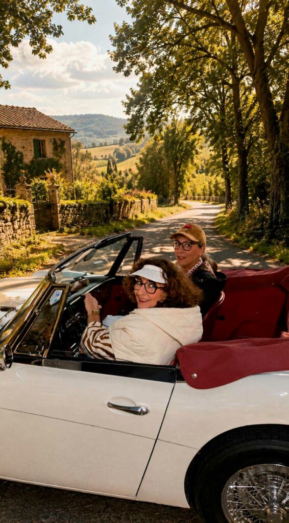 Carole et Audrey dans une Austin Healey
